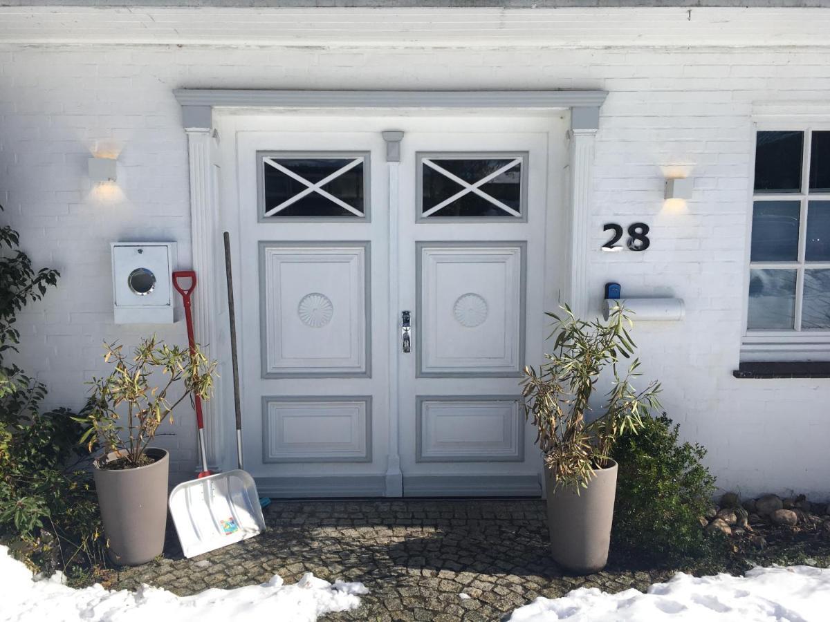 Budget-Unterkunft Im Wunderschoenen Haus Mit Herrlichem Panoramablick Lüneburg Exterior foto